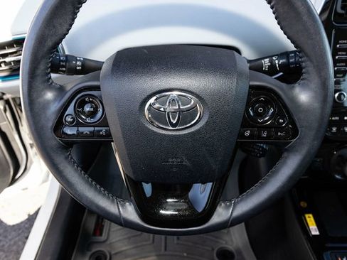 Used 2021 Toyota Prius AWD image 29