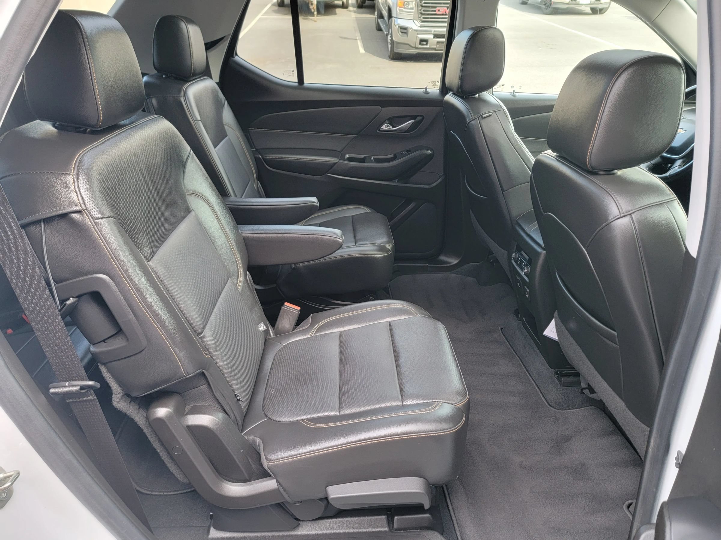 Used 2021 Chevrolet Traverse Premier AWD/4WD image 15