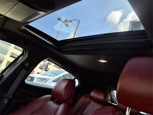 Used 2024 MAZDA MAZDA3 s image 14