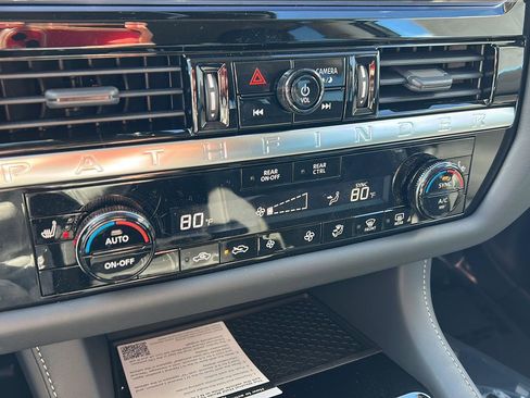 New 2026 Nissan Pathfinder SV image 18