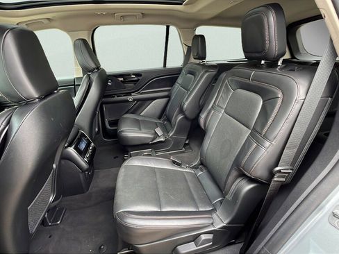Used 2023 Lincoln Aviator Reserve image 17