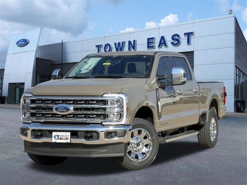 New 2026 Ford F250 Lariat w/ Chrome Package image 23