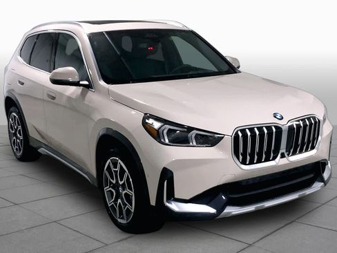 New 2026 BMW X1 xDrive28i w/ Technology Package AWD/4WD image 2