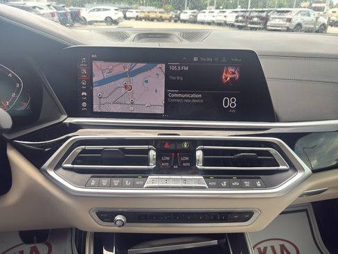Used 2020 BMW X5 M50i w/ Executive Package AWD/4WD image 19