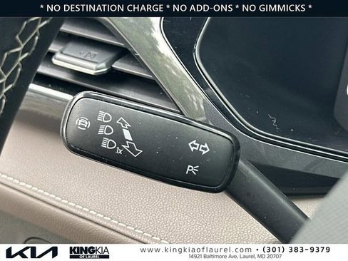 Used 2022 Volkswagen Taos SEL AWD/4WD image 11