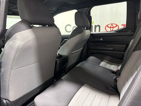 Used 2025 Toyota Tacoma TRD Off-Road AWD/4WD image 17