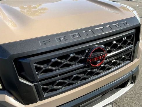 Used 2023 Nissan Frontier Pro-X w/ Pro Convenience Package RWD image 30