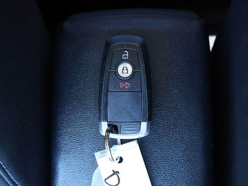 Used 2021 Ford EcoSport SE w/ SE Convenience Package FWD image 20