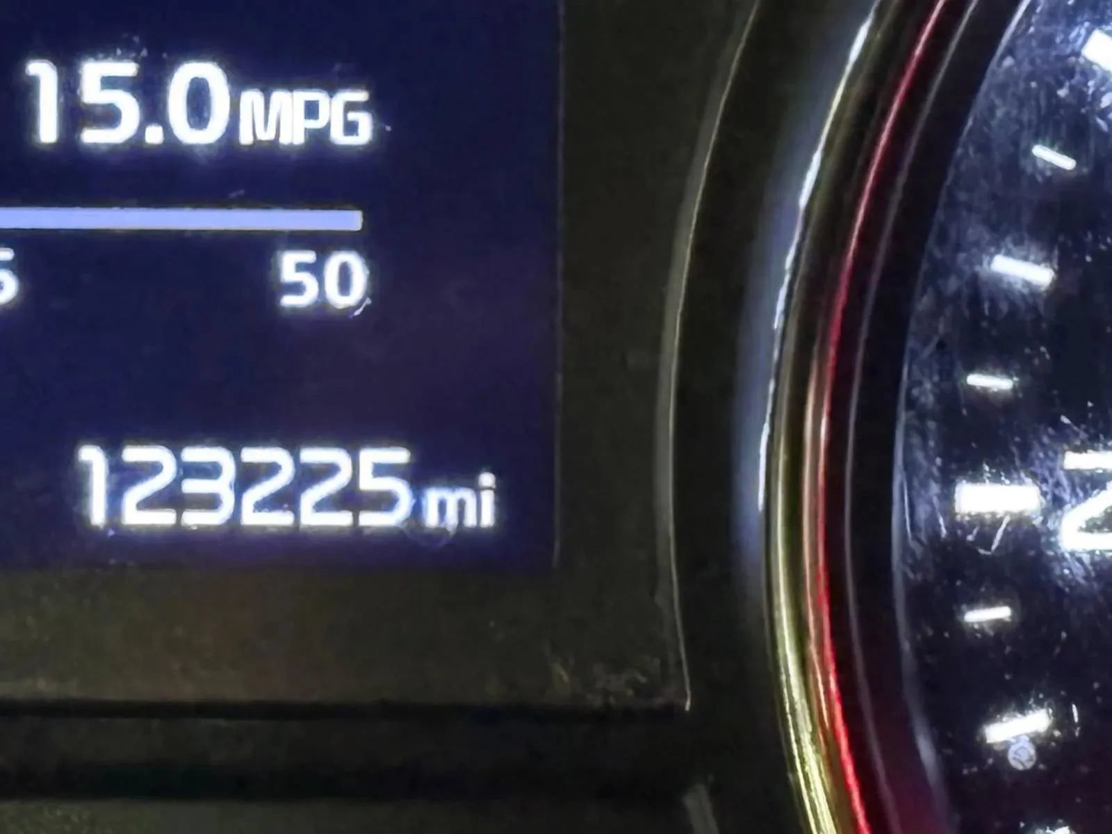 Used 2020 Kia Sedona LX FWD image 12