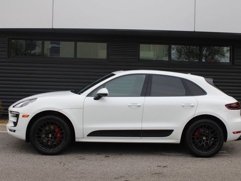 Certified 2017 Porsche Macan GTS image 2