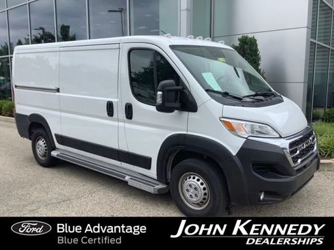 Used 2025 RAM ProMaster 2500 w/ U-Haul Equipment Group FWD image 1