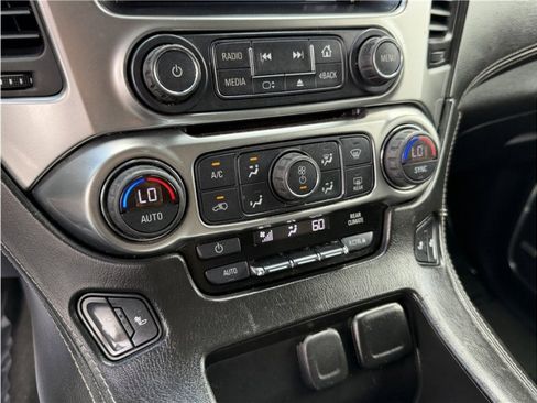 Used 2017 Chevrolet Tahoe LT AWD/4WD image 44