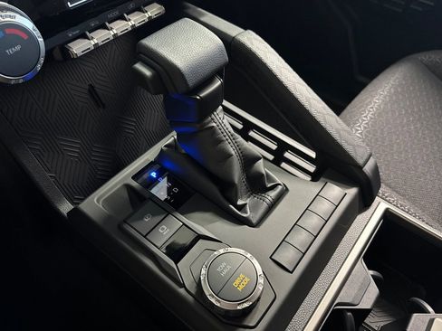 New 2026 Toyota 4Runner SR5 RWD image 25
