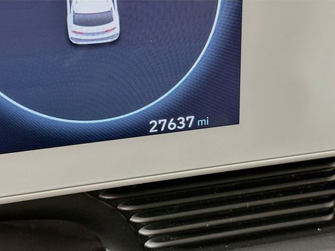 Used 2024 Hyundai Ioniq 5 SE image 19