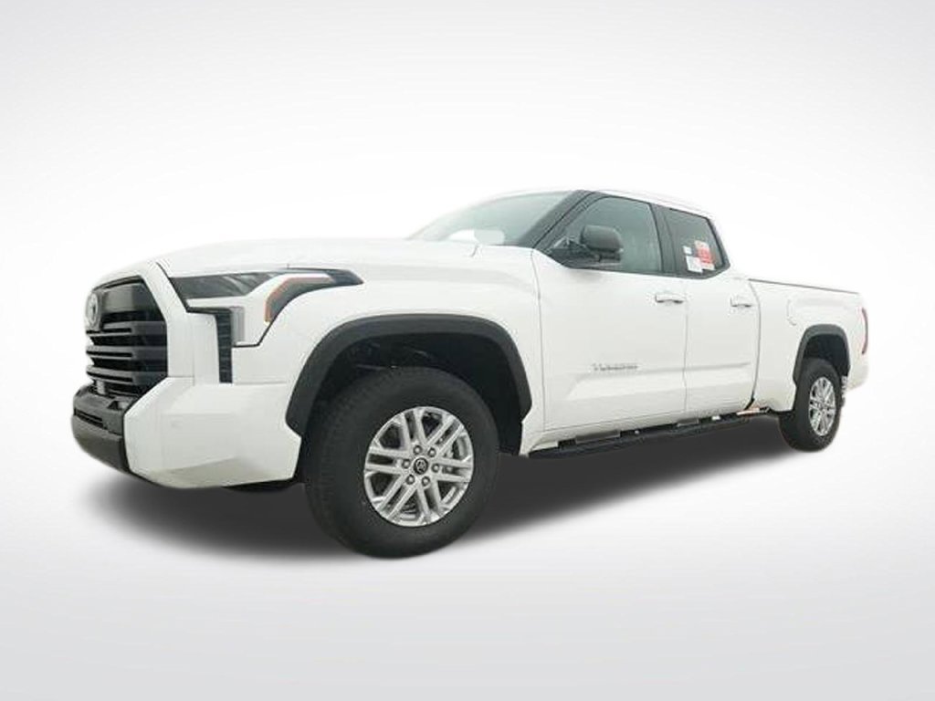 Used 2024 Toyota Tundra SR5 w/ SR5 Premium Package AWD/4WD image 21
