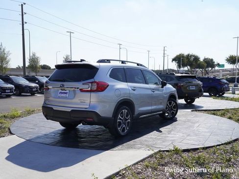 New 2025 Subaru Ascent Limited image 5