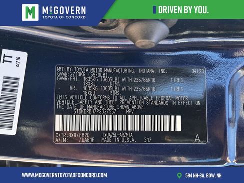Used 2023 Toyota Highlander XLE AWD/4WD image 41