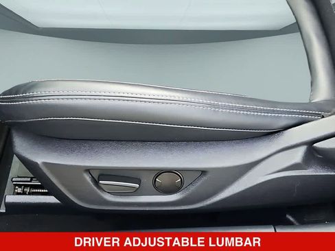 Used 2024 Ford Mustang Convertible RWD image 19