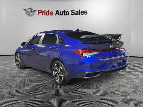 Used 2023 Hyundai Elantra SEL w/ Convenience Package image 5