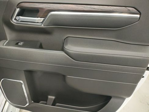 New 2026 GMC Sierra 1500 SLT w/ SLT Premium Plus Package image 14