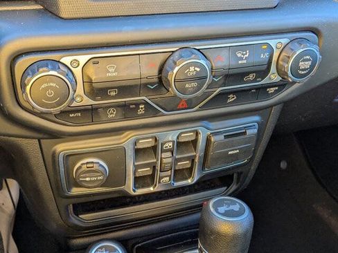 Used 2020 Jeep Wrangler Unlimited Sport S image 22