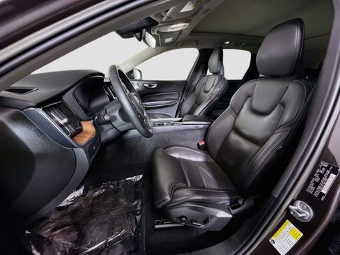 Used 2023 Volvo XC60 B5 Ultimate w/ Climate Package AWD/4WD image 22