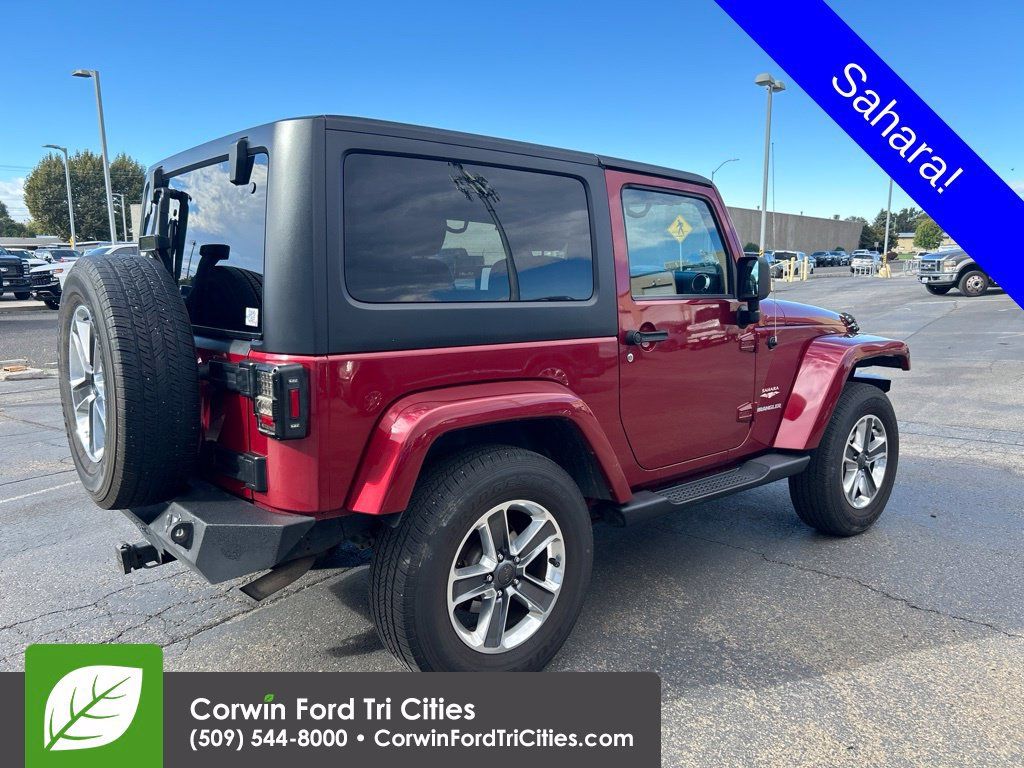 Used 2012 Jeep Wrangler Sahara w/ Connectivity Group AWD/4WD image 3