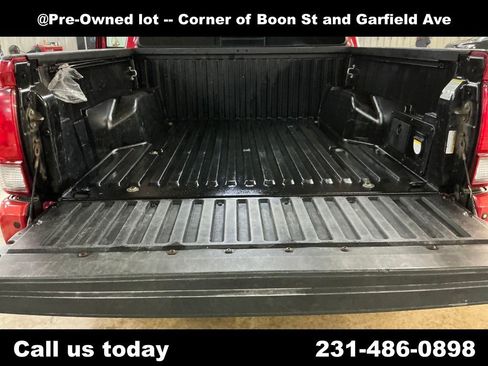 Used 2019 Toyota Tacoma TRD Off-Road w/ Technology Package image 25