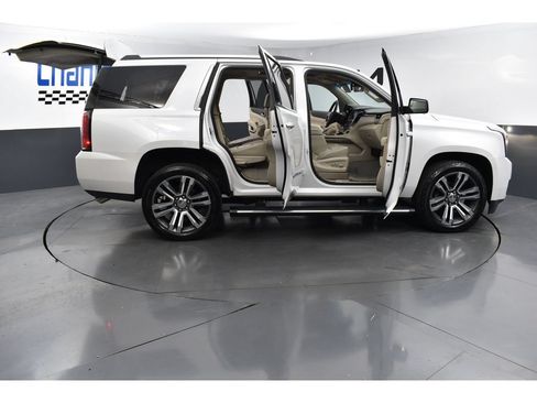 Used 2019 GMC Yukon Denali w/ Denali Ultimate Package AWD/4WD image 28