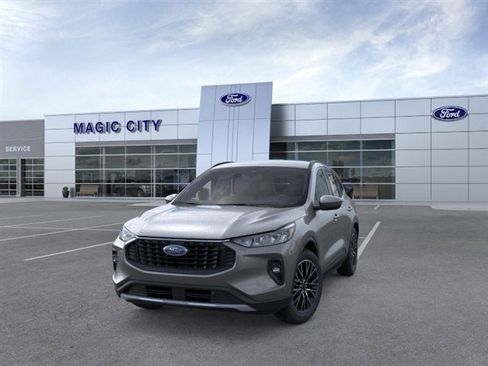 New 2026 Ford Escape SE image 2