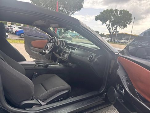 Used 2014 Chevrolet Camaro LT RWD image 10
