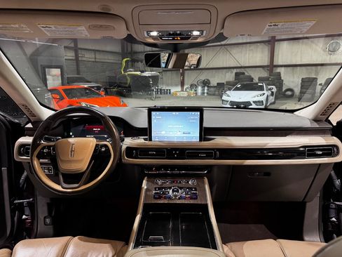 Used 2020 Lincoln Aviator Reserve w/ Equipment Group 202A AWD/4WD image 29