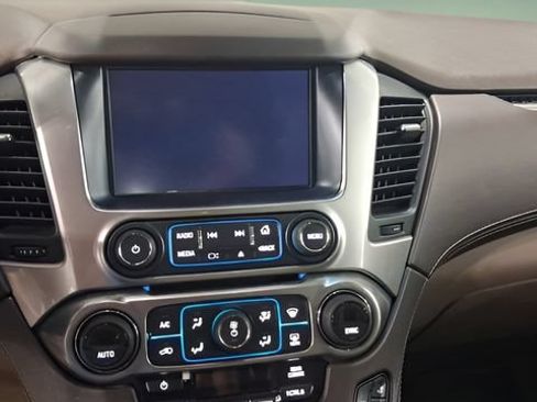 Used 2015 Chevrolet Suburban LTZ AWD/4WD image 9