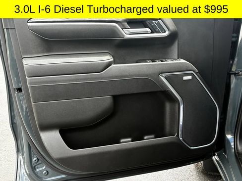 Used 2025 Chevrolet Silverado 1500 LTZ AWD/4WD image 4