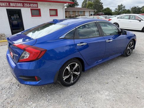 Used 2016 Honda Civic Touring image 3