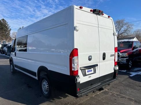 Used 2025 RAM ProMaster 3500 w/ Crew Van Package FWD image 19