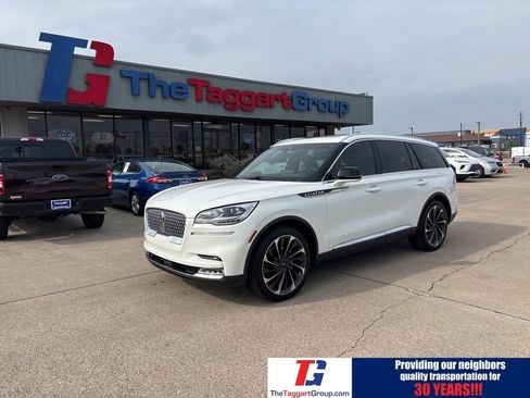 Used 2023 Lincoln Aviator Reserve w/ Equipment Group 201A image 4