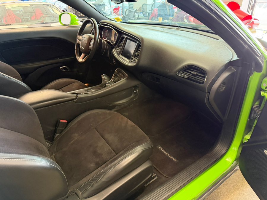 Used 2017 Dodge Challenger GT w/ Driver Convenience Group AWD/4WD image 26