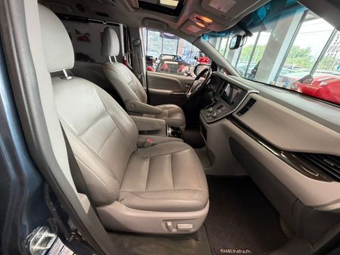 Used 2016 Toyota Sienna XLE w/ XLE Navigation Package AWD/4WD image 46