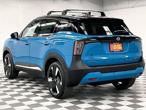 New 2025 Nissan Kicks SR w/ Illumination Package image 3