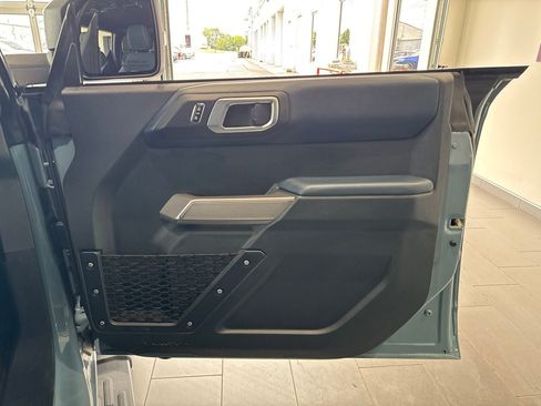 Used 2023 Ford Bronco Outer Banks AWD/4WD image 50