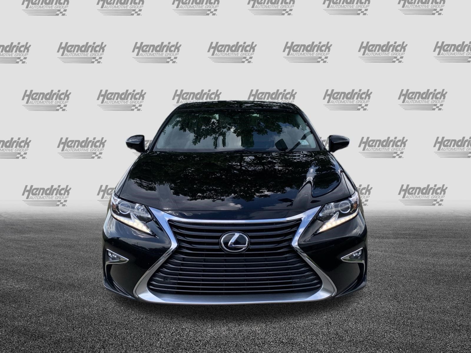 Used 2017 Lexus ES 350 w/ Premium Package FWD image 3