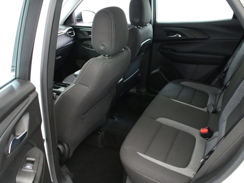 Used 2024 Chevrolet TrailBlazer LS image 70