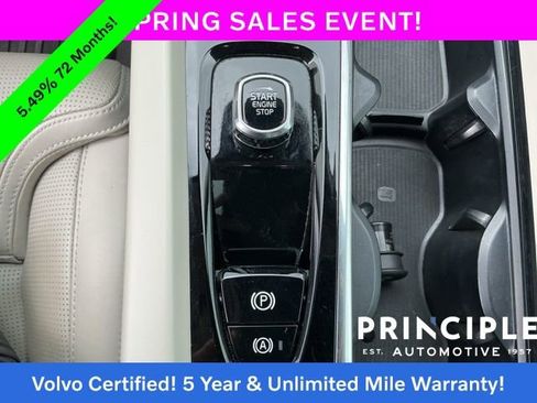 Certified 2023 Volvo XC60 B5 Ultimate w/ Climate Package FWD image 21