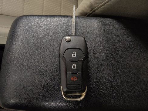 Used 2021 Ford EcoSport S FWD image 32