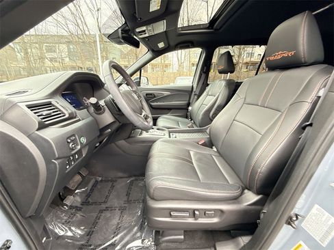 Used 2023 Honda Passport TrailSport image 13