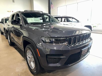 New 2025 Jeep Grand Cherokee Laredo X w/ Luxury Tech Group I