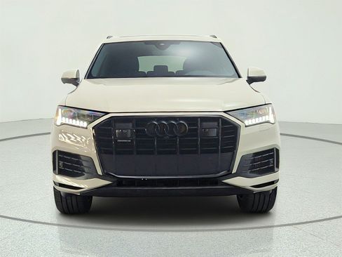 Used 2023 Audi Q7 3.0T Premium Plus w/ Premium Plus Package AWD/4WD image 2