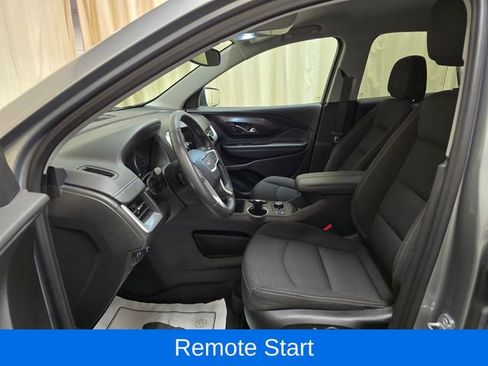 Used 2023 GMC Terrain SLE w/ Driver Convenience Package image 14