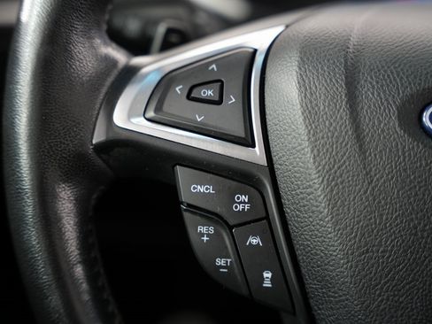 Used 2020 Ford Edge SEL w/ Convenience Package image 12